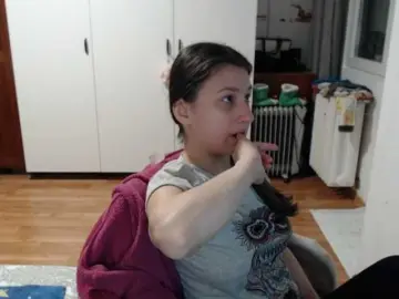 Kristineexxx  live sex cam