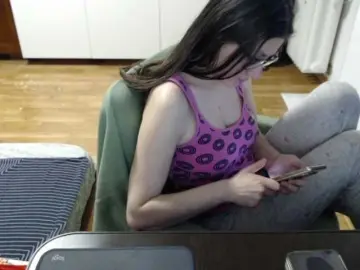 Kristineexxx  live sex cam