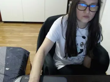 Kristineexxx  live sex cam