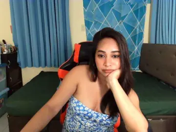 XxTrexie18  live sex cam