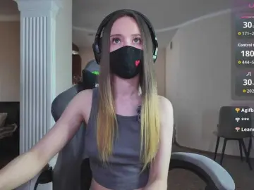 CreamAssK  live sex cam