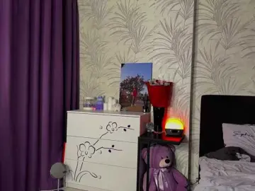 ElaneTadman  live sex cam
