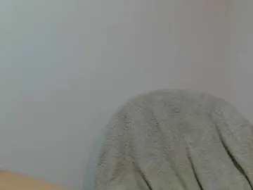 Lolaxx-x  live sex cam