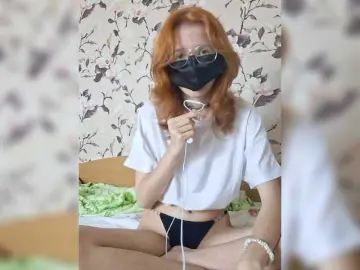 ManyaHots  live sex cam