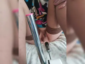 Misslyolika  live sex cam