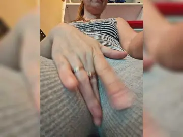 Misslyolika  live sex cam