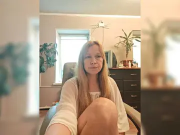 Misslyolika  live sex cam