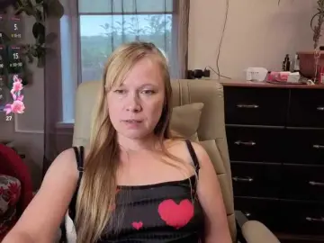 Misslyolika  live sex cam