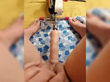 Misslyolika  live sex cam