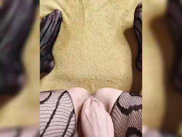 Misslyolika  live sex cam