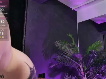 SandraBabeXO  live sex cam