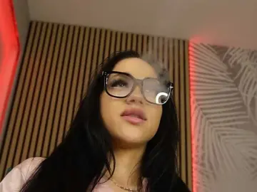 Kimmblaze  live sex cam