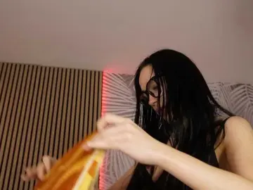 Kimmblaze  live sex cam
