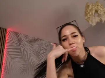 Kimmblaze  live sex cam