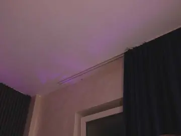 Kimmblaze  live sex cam