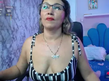 Noelia-milf19  live sex cam