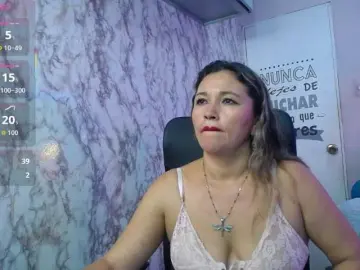 Noelia-milf19  live sex cam