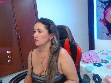 Noelia-milf19  live sex cam