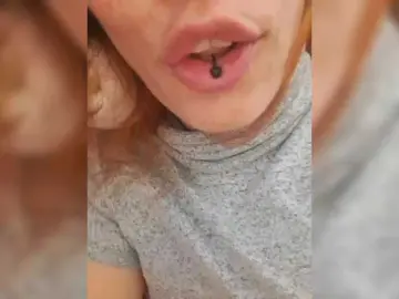 CurlyHanna  live sex cam