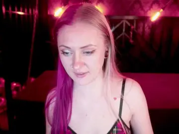DramaQuenns  live sex cam
