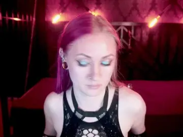 DramaQuenns  live sex cam