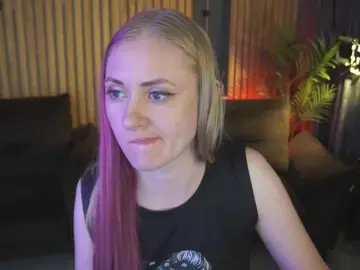 DramaQuenns  live sex cam