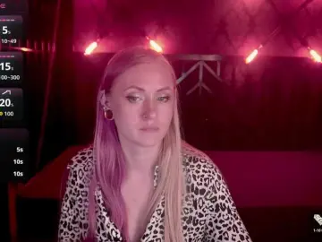 DramaQuenns  live sex cam