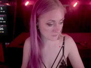 DramaQuenns  live sex cam
