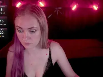 DramaQuenns  live sex cam