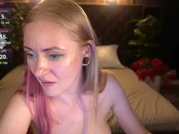 DramaQuenns  live sex cam