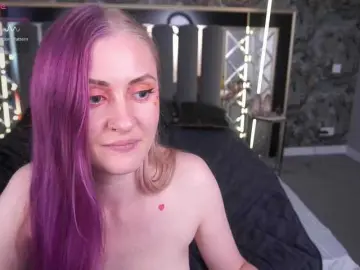 DramaQuenns  live sex cam