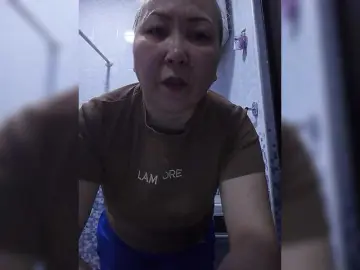 Qweentis  live sex cam