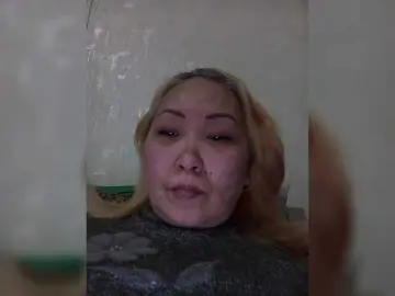 Qweentis  live sex cam