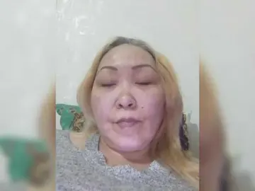 Qweentis  live sex cam