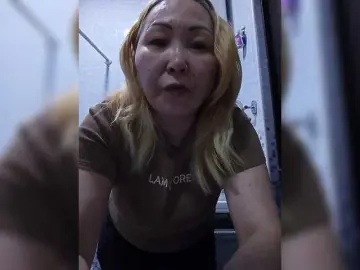 Qweentis  live sex cam