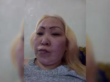 Qweentis  live sex cam