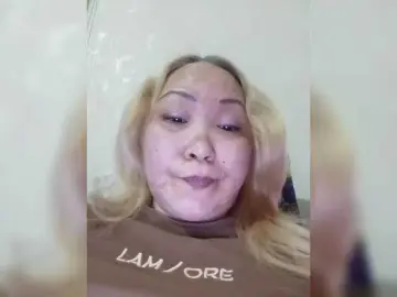 Qweentis  live sex cam