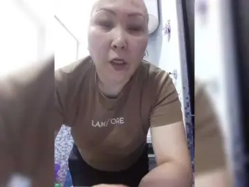 Qweentis  live sex cam