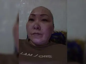 Qweentis  live sex cam