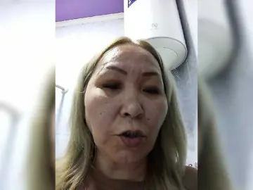 Qweentis  live sex cam