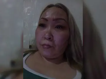 Qweentis  live sex cam