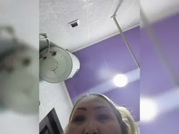 Qweentis  live sex cam