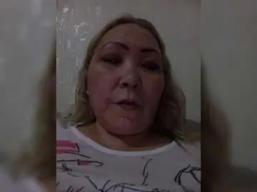 Qweentis  live sex cam