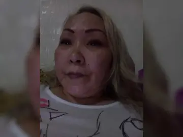 Qweentis  live sex cam