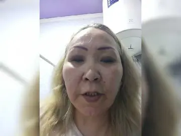 Qweentis  live sex cam
