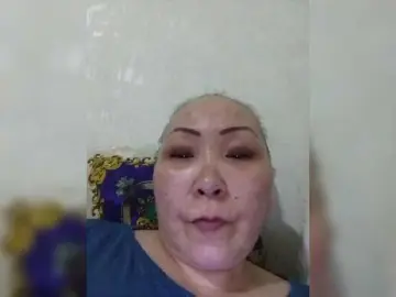 Qweentis  live sex cam