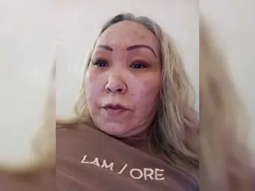 Qweentis  live sex cam