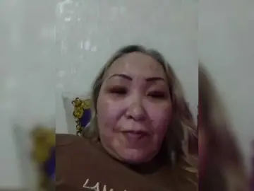 Qweentis  live sex cam