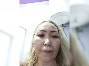 Qweentis  live sex cam