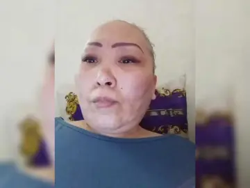 Qweentis  live sex cam
